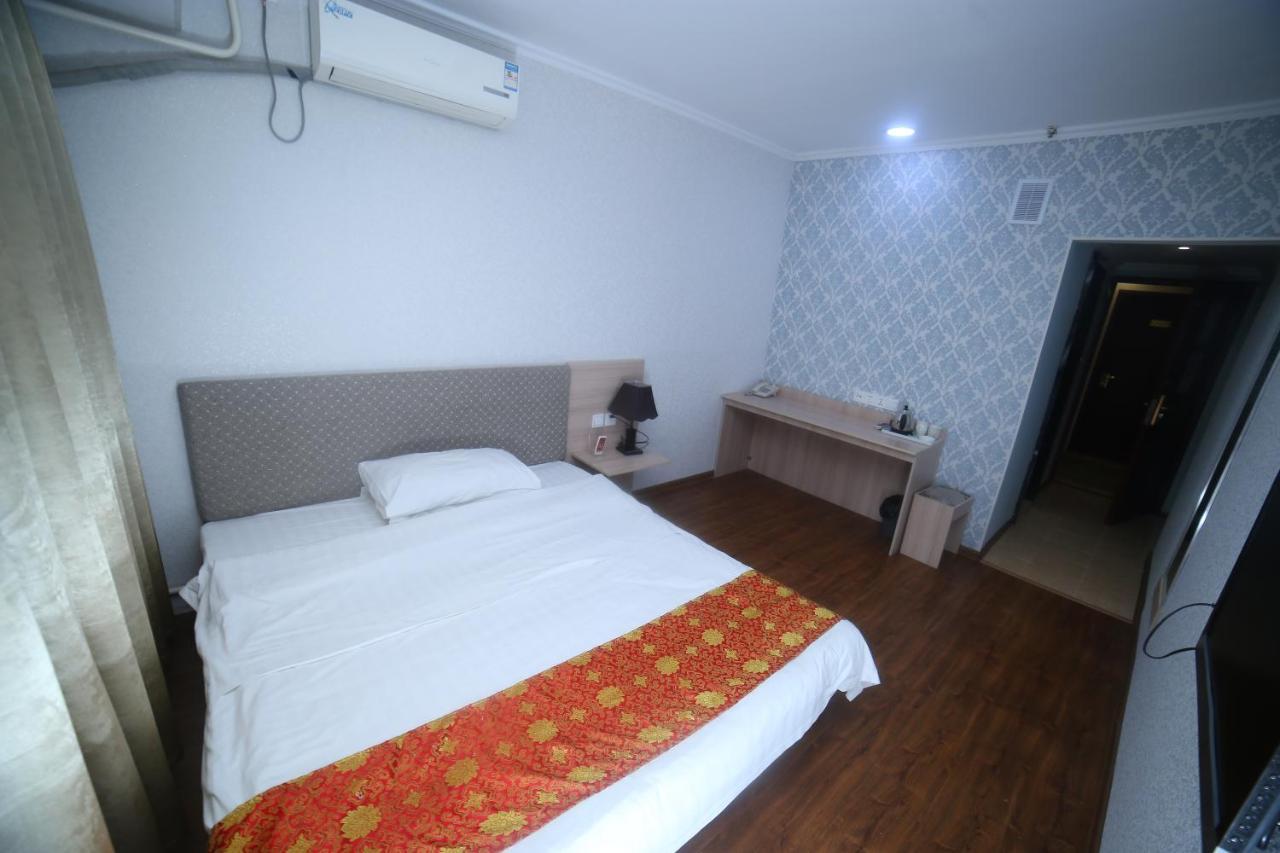 Friendship Hotel Bishkek Luaran gambar